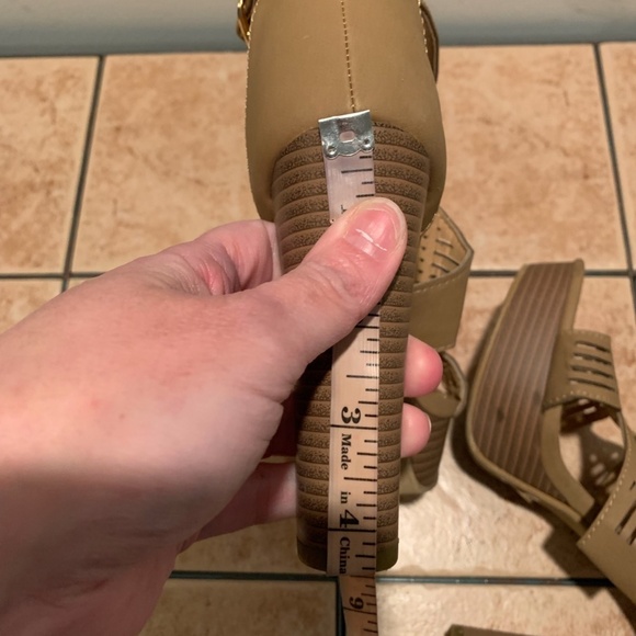 Top Moda Platform Heels Tan Size 6.5 - Picture 11 of 12